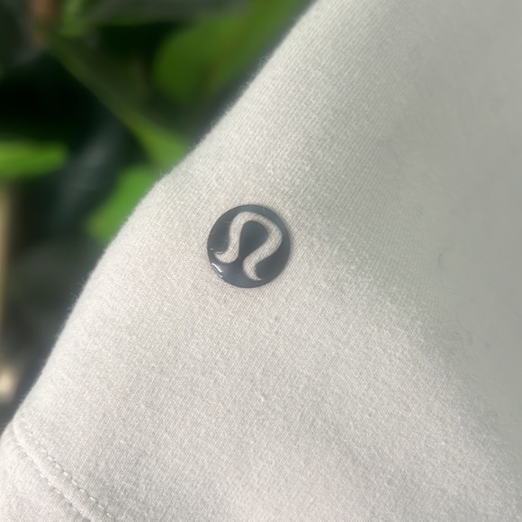 Lululemon Dispatch Hoodie Size XL - Picture 6 of 9